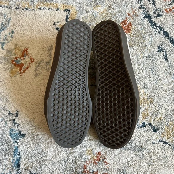 Vans Old Skool Cream and Brown Sneakers - Picture 5 of 5